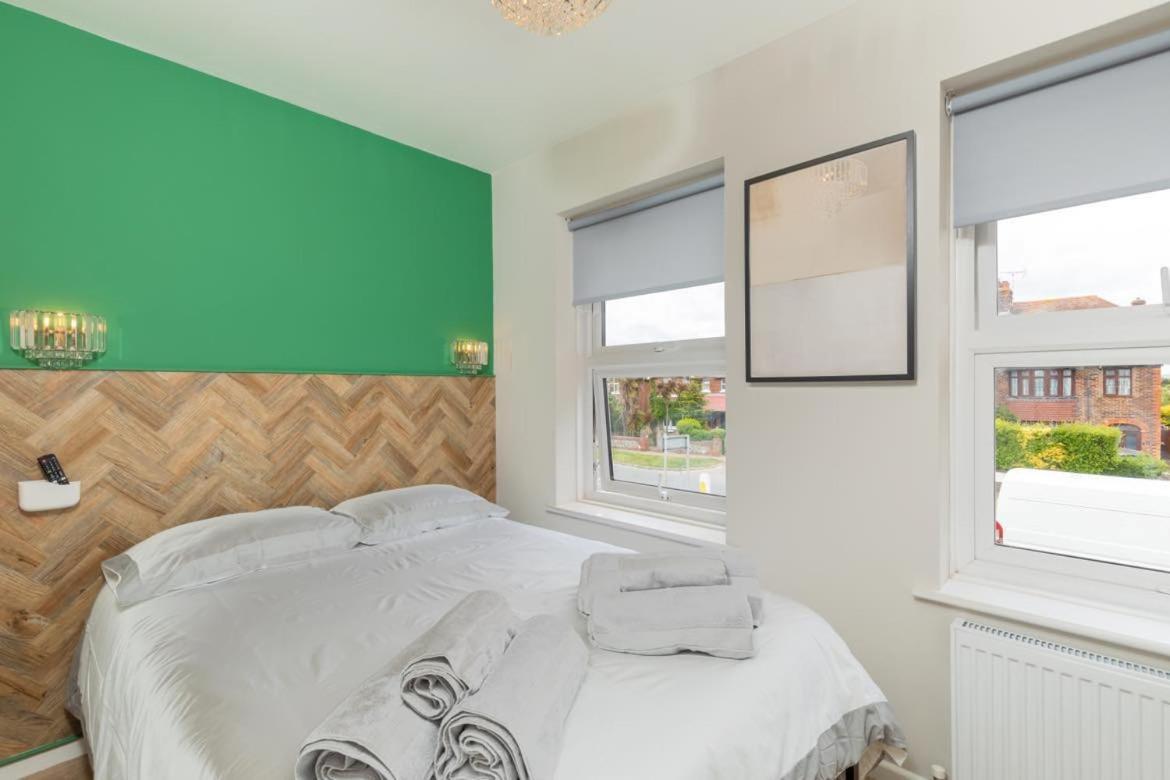 Ocean Apartments, Apartment 1 - Bright And Modern 1 Bedroom Apartment Littlehampton Extérieur photo